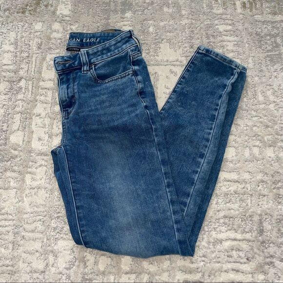 🚨 3 for $25 - AEO Super Stretch High Rise Distressed Jegging - Picture 2 of 10